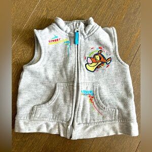 Disney tigger zip up vest size 18 months